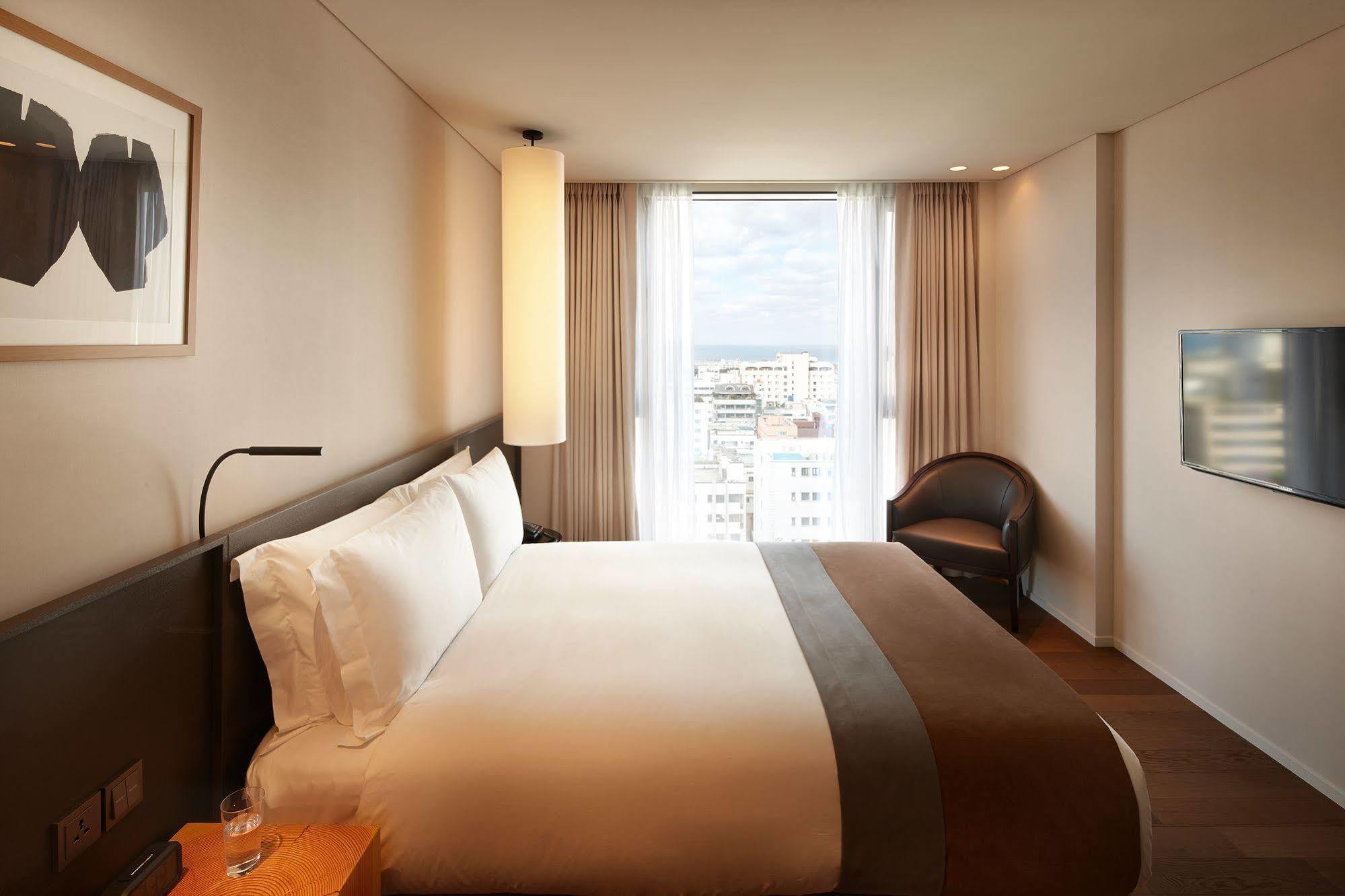 Shilla Stay Jeju Airport Экстерьер фото