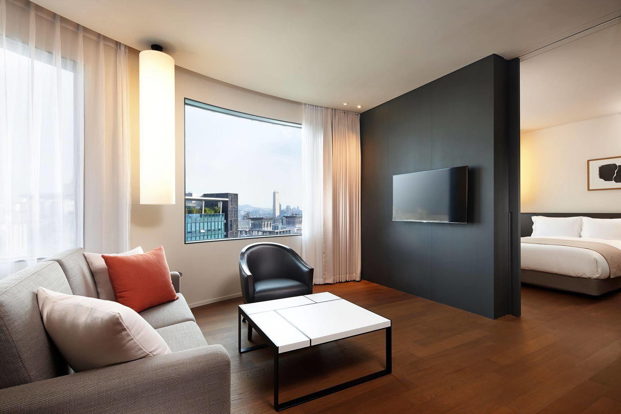 Shilla Stay Jeju Airport Экстерьер фото